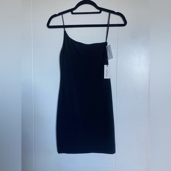 BNWT Small Aritzia Contour Dress - Picture 2 of 3